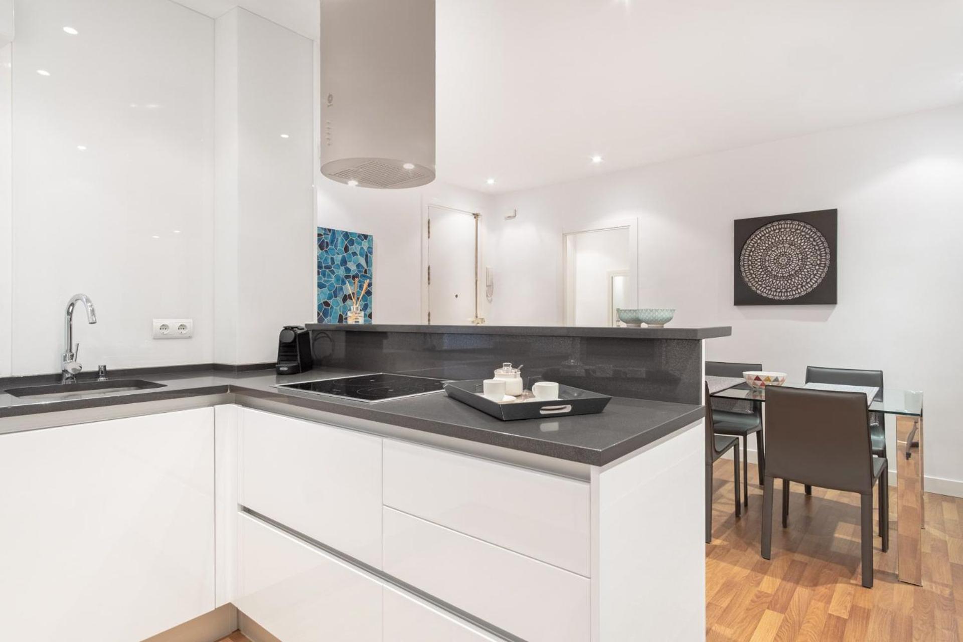 General Pardinas II Apartment Мадрид Екстериор снимка